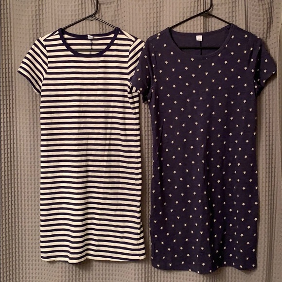 Old Navy Dresses & Skirts - Set of two t-shirt dresses.